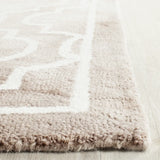 Safavieh Dip Dye 10'-0" x 14'-0" Rug in Beige / Ivory