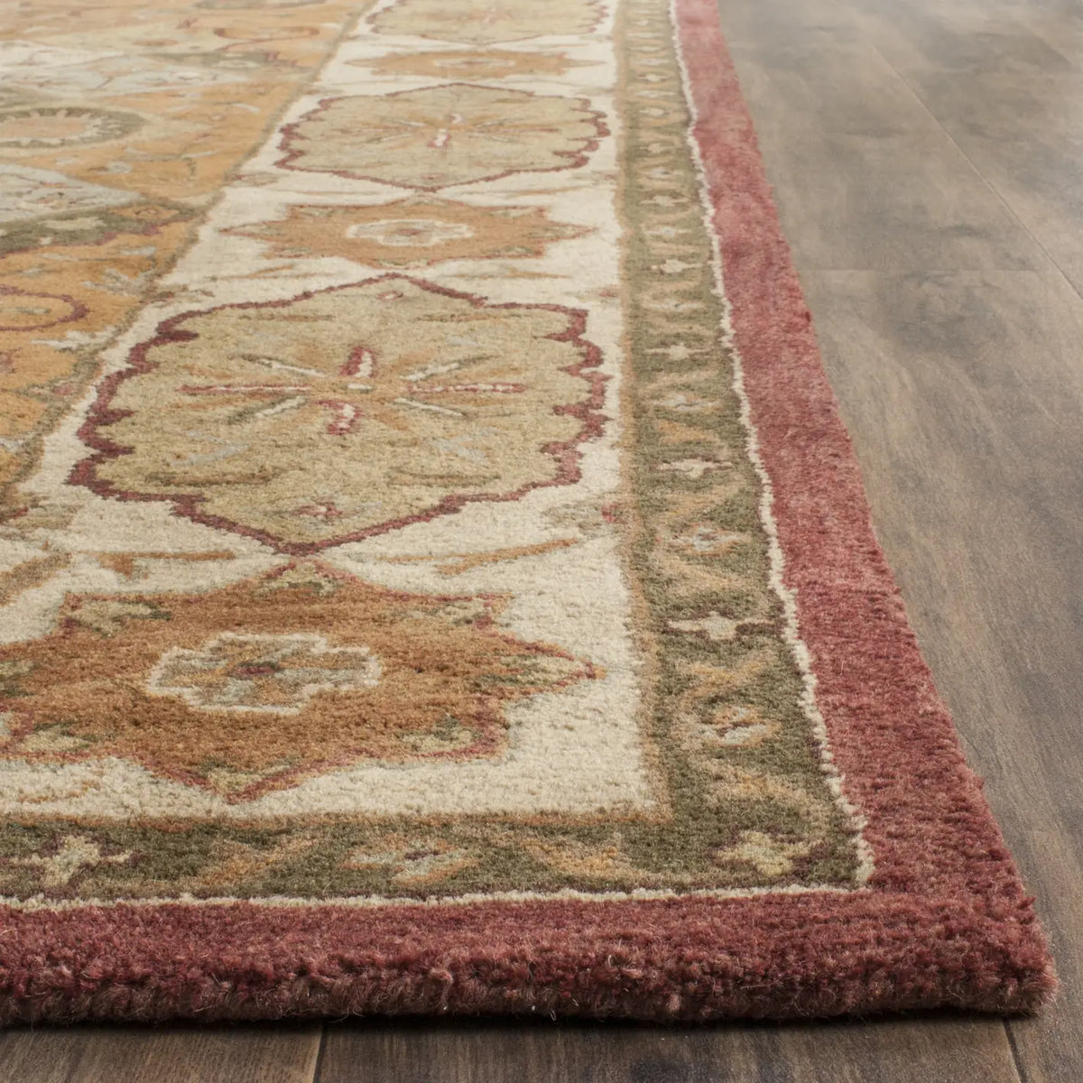 Safavieh Heritage 8'-0" x 10'-0" Rug in Rust / Ivory