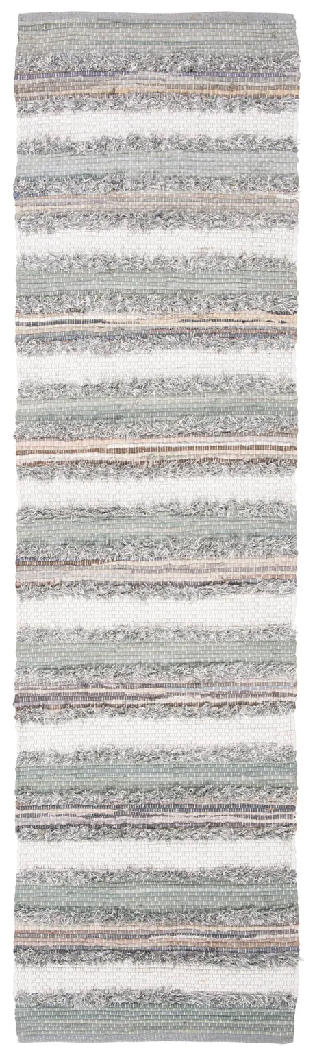Safavieh Montauk 2'-3" x 8'-0" Rug in Grey / Multi