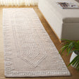 Safavieh Montauk 2'-3" x 8'-0" Rug in Beige / Ivory