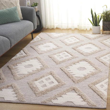 Safavieh Natura 4'-0" x 6'-0" Rug in Brown / Ivory