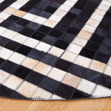 Safavieh Studio Leather 6'-0" x 6'-0" Rug in Black / Ivory