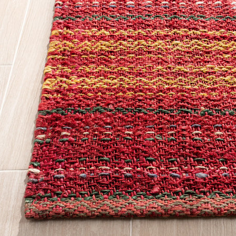 Safavieh Natural Fiber 4'-0" x 6'-0" Rug in Red / Gold