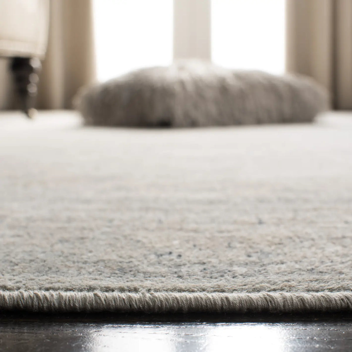 Safavieh Vintage 5'-3" x 7'-6" Rug in Light Blue