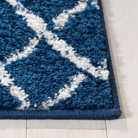 Safavieh Tulum 4'-0" x 6'-0" Rug in Navy / Ivory