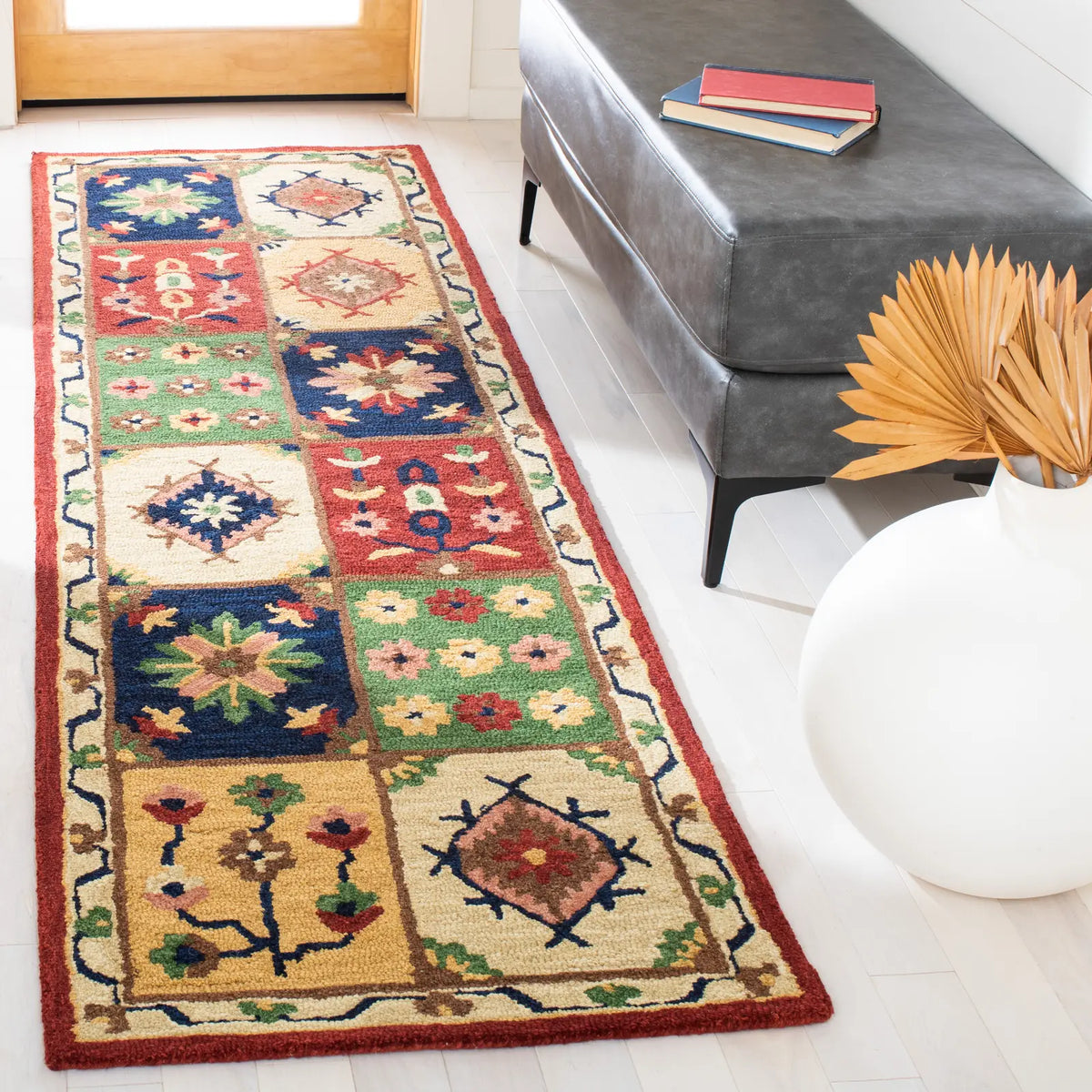 Safavieh Heritage 2'-3" x 8'-0" Rug in Green / Red