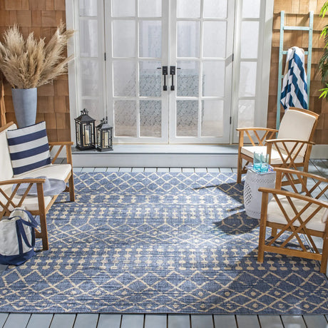 Safavieh Courtyard 8'-0" x 10'-0" Rug in Blue / Ivory