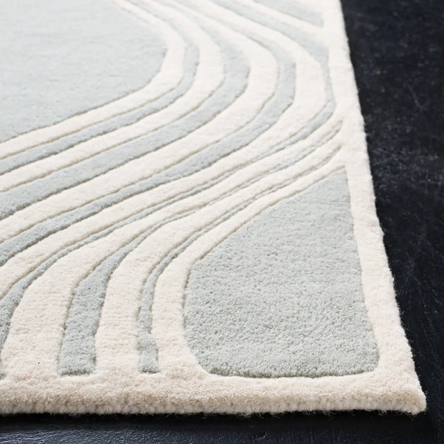 Safavieh Chatham 4'-0" x 6'-0" Rug in Grey / Ivory