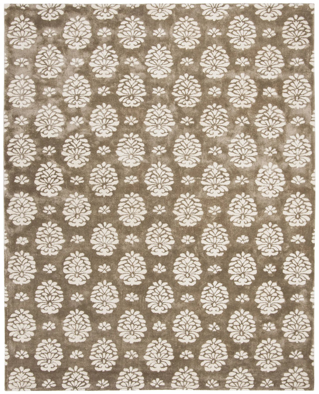 Safavieh Soho 9'-6" x 13'-6" Rug in Beige / Ivory