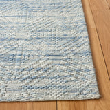 Safavieh Marbella 4'-0" x 6'-0" Rug in Light Blue / Beige