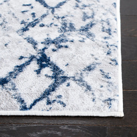 Safavieh Amelia 700 4'-0" x 6'-0" Rug in Grey / Navy