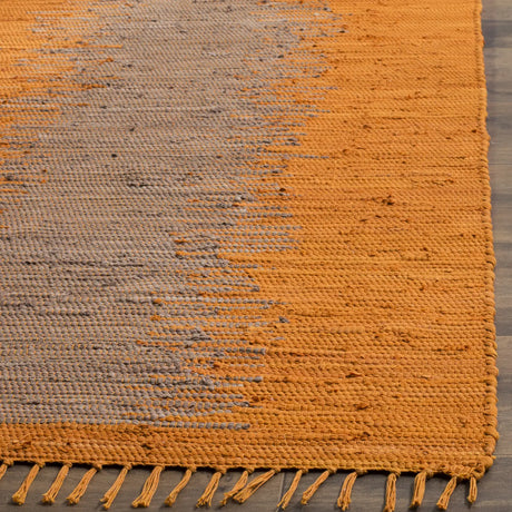 Safavieh Montauk 4'-0" x 6'-0" Rug in Orange