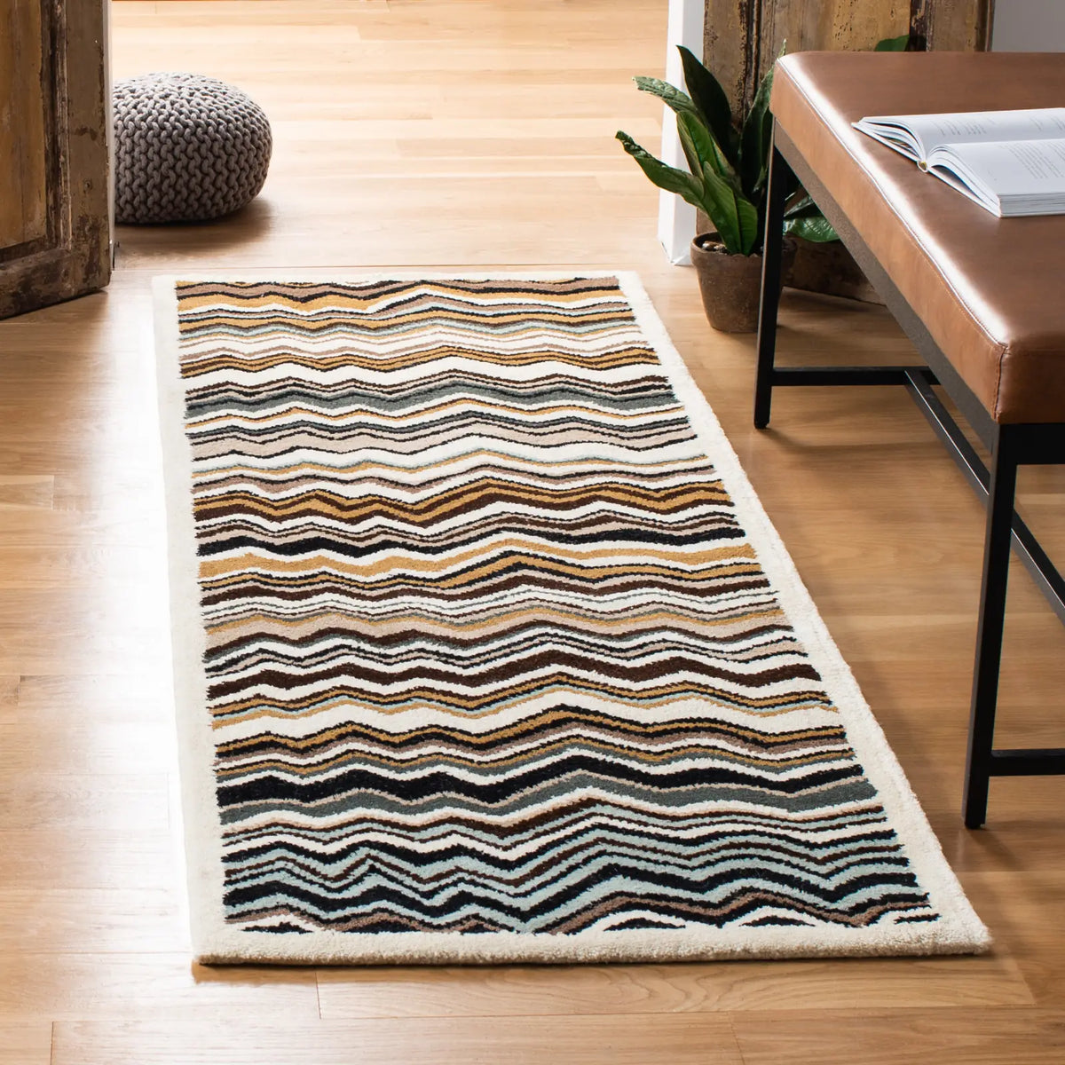 Safavieh Wyndham 2'-3" x 11'-0" Rug in Brown / Multi