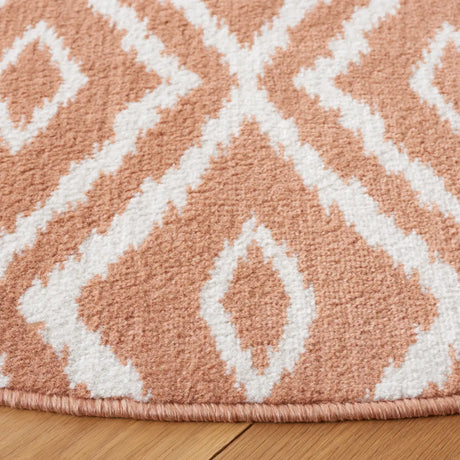 Safavieh Pyramid 6'-7" x 6'-7" Rug in Rust / Ivory