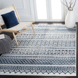 Safavieh Carnegie 4'-0" x 6'-0" Rug in Ivory / Navy