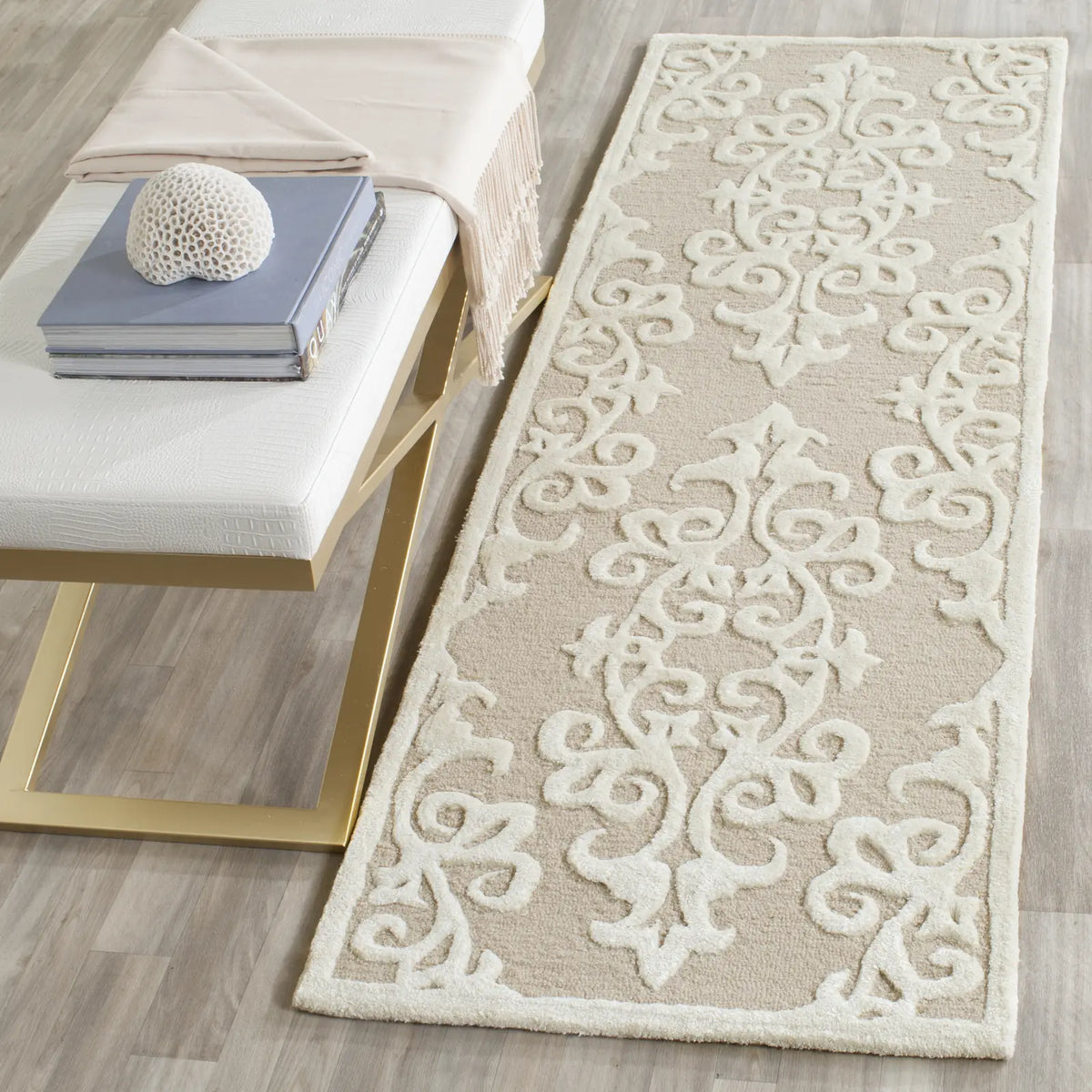 Safavieh Bella 2'-3" x 7'-0" Rug in Sand / Ivory
