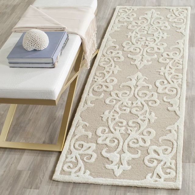 Safavieh Bella 2'-3" x 7'-0" Rug in Sand / Ivory