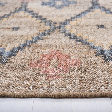 Safavieh Kilim 5'-0" x 8'-0" Rug in Natural / Blue