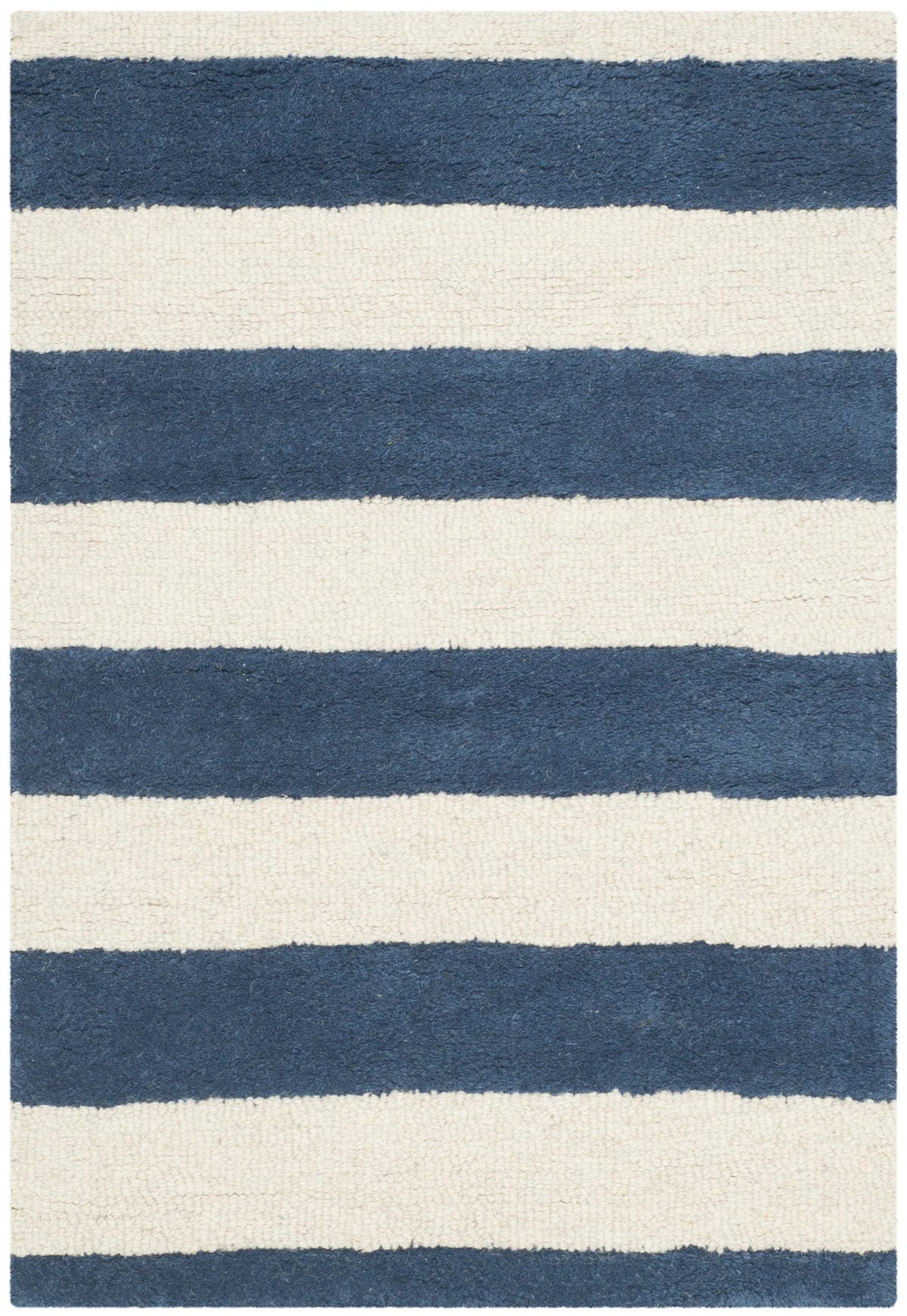 Safavieh Cambridge 2'-0" x 3'-0" Rug in Navy / Ivory