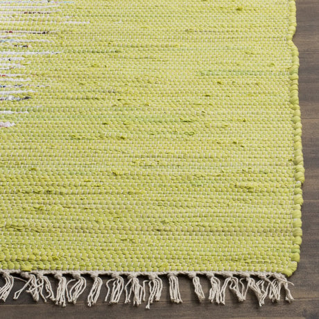 Safavieh Montauk 4'-0" x 6'-0" Rug in Ivory / Citron