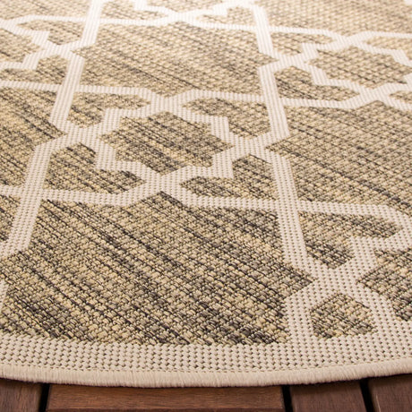 Safavieh Courtyard 5'-3" x 5'-3" Rug in Brown / Beige
