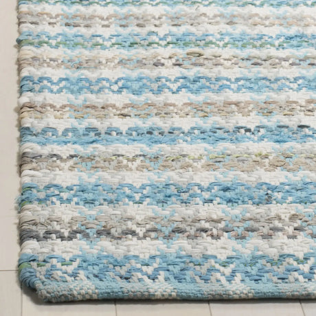 Safavieh Montauk 5'-0" x 8'-0" Rug in Aqua / Multi