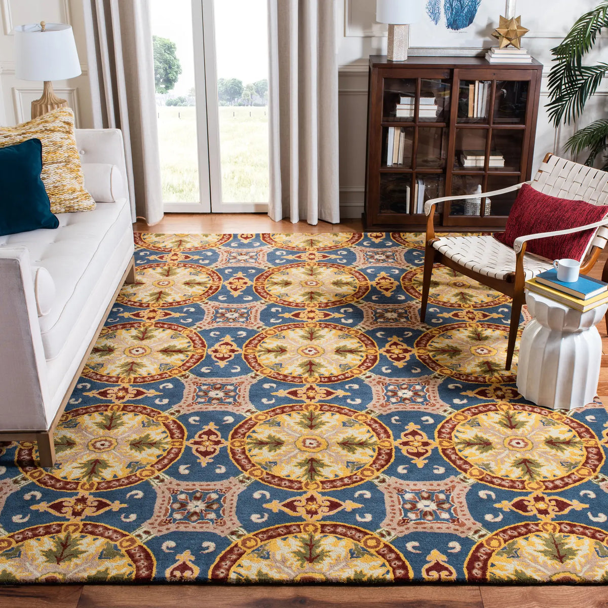 Safavieh Wyndham 8'-0" x 10'-0" Rug in Blue / Gold