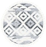 Safavieh Moroccan Tassel Shag 6'-7" x 6'-7" Rug in Grey / Ivory