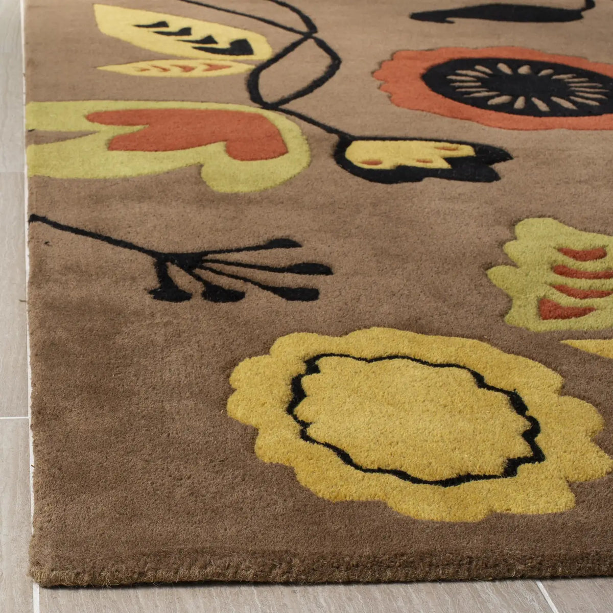 Safavieh Soho 3'-6" x 5'-6" Rug in Brown / Multi