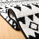 Safavieh Mercer 4'-0" x 6'-0" Rug in Ivory / Charcoal