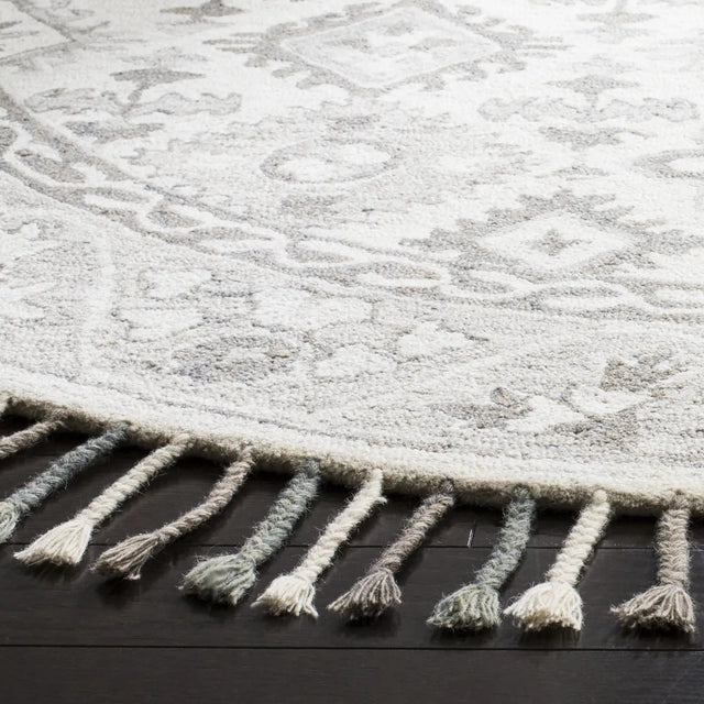 Safavieh Aspen 7'-0" x 7'-0" Rug in Light Grey / Grey