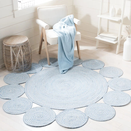 Safavieh Cape Cod 5'-0" x 5'-0" Rug in Blue / Ivory