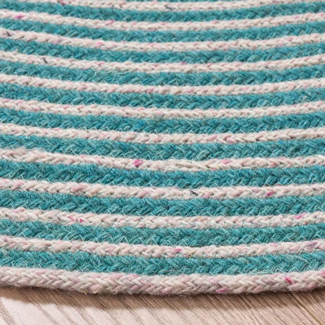 Safavieh Braided 5'-0" x 5'-0" Rug in Turquoise / Pink