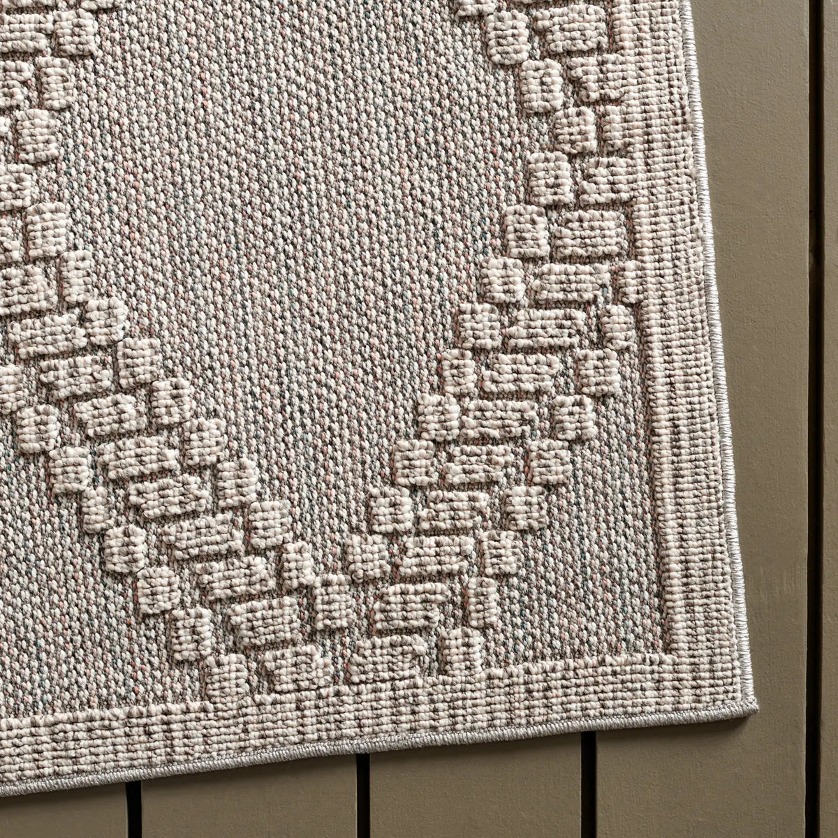 Safavieh Martha Stewart Global 8'-0" x 10'-0" Rug in Grey / Light Grey