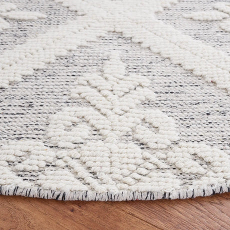 Safavieh Vermont 6'-0" x 6'-0" Rug in Ivory / Grey