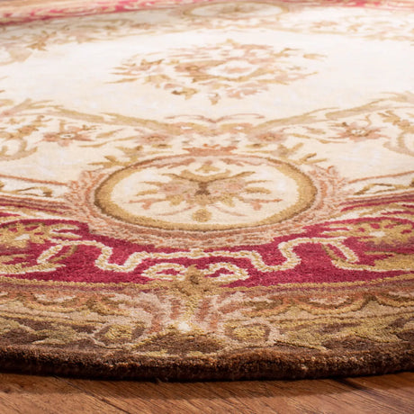 Safavieh Empire 6'-0" x 6'-0" Rug in Light Gold / Red
