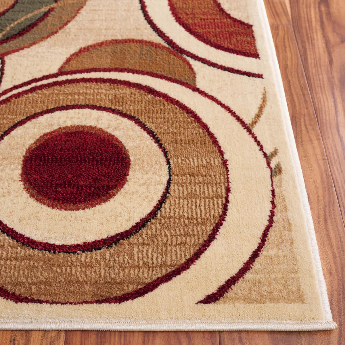 Safavieh Lyndhurst 4'-0" x 6'-0" Rug in Ivory / Multi