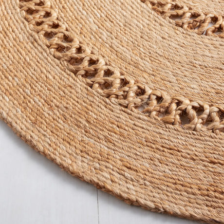 Safavieh Natural Fiber 4'-0" x 6'-0" Rug in Natural