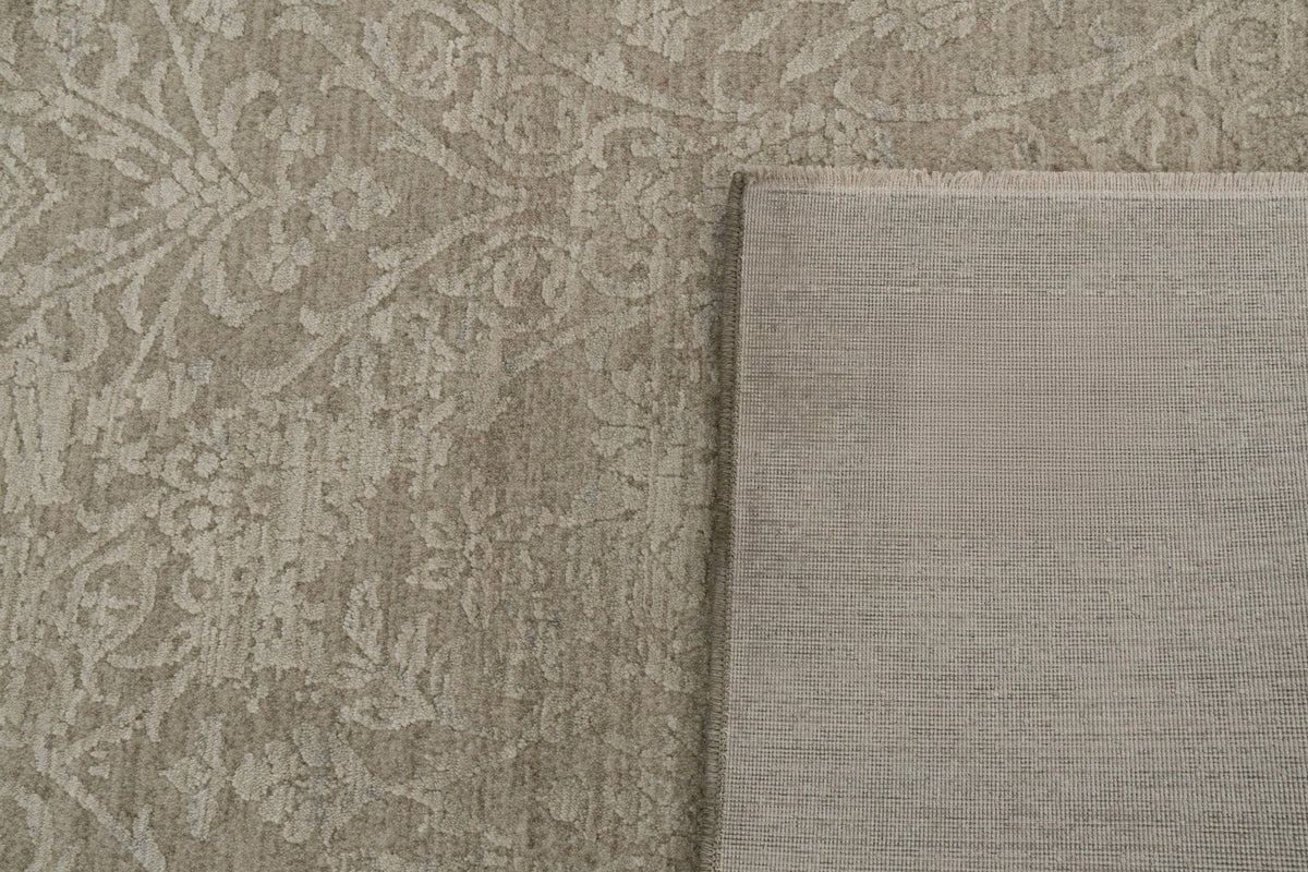 Dynamic Rugs Meadow 17974 Power Loomed Transitional Light Beige/Cream Rug