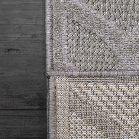 Dynamic Rugs Tessie 6404 Grey Rug.