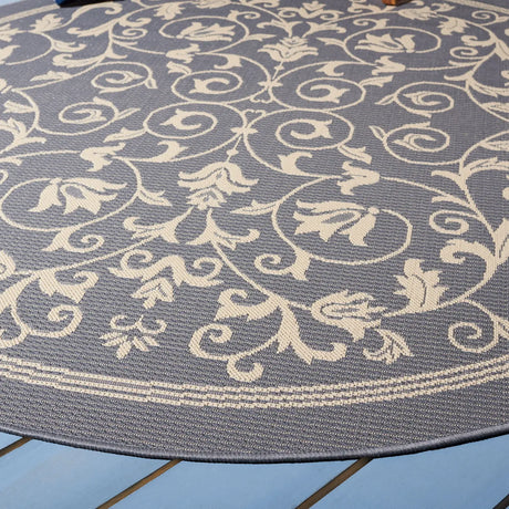 Safavieh Courtyard 6'-7" x 6'-7" Rug in Grey / Natural