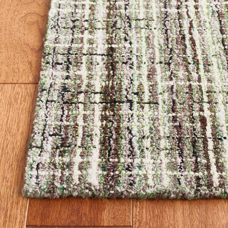 Safavieh Abstract 4'-0" x 6'-0" Rug in Brown / Green