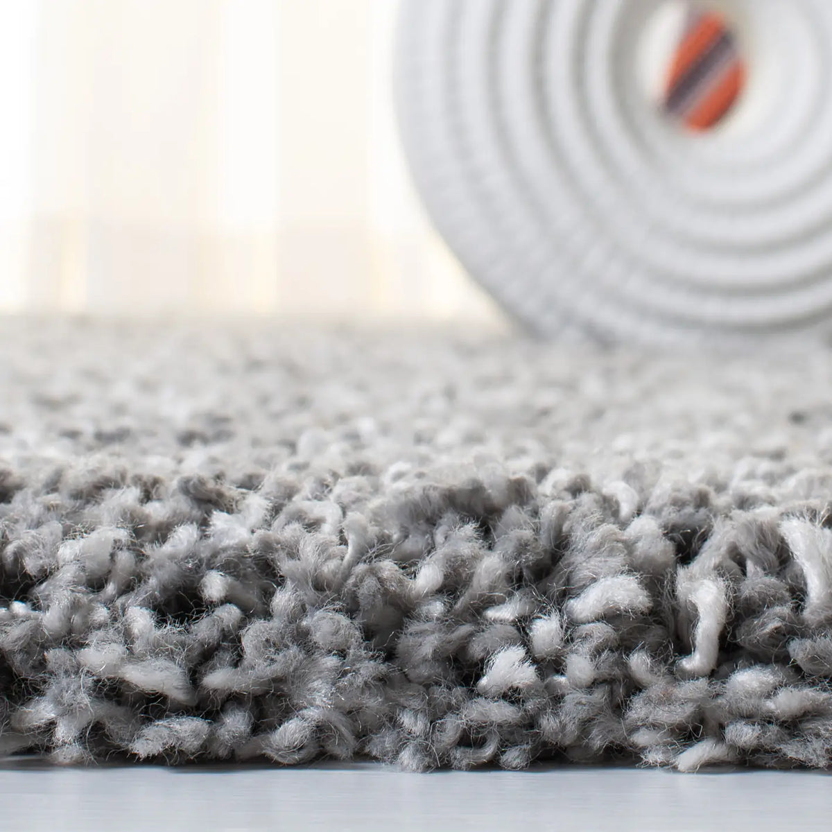 Safavieh Evolution Shag 500 4'-0" x 6'-0" Rug in Grey