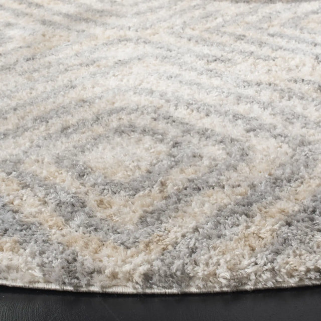Safavieh Berber Shag 200 5'-3" x 5'-3" Rug in Cream / Grey