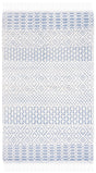 Safavieh Casablanca 4'-0" x 6'-0" Rug in Blue / Ivory