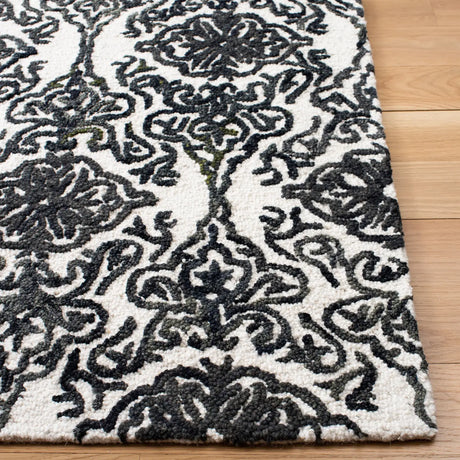 Safavieh Blossom 4'-0" x 6'-0" Rug in Ivory / Black