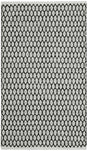 Safavieh Montauk 2'-3" x 3'-9" Rug in Black / Ivory