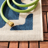 Safavieh Courtyard 4'-0" x 5'-7" Rug in Navy / Beige