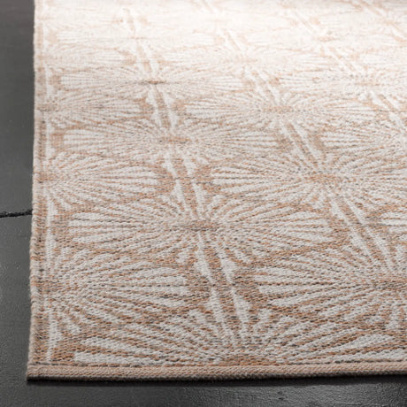 Safavieh Montauk 5'-0" x 8'-0" Rug in Orange / Ivory