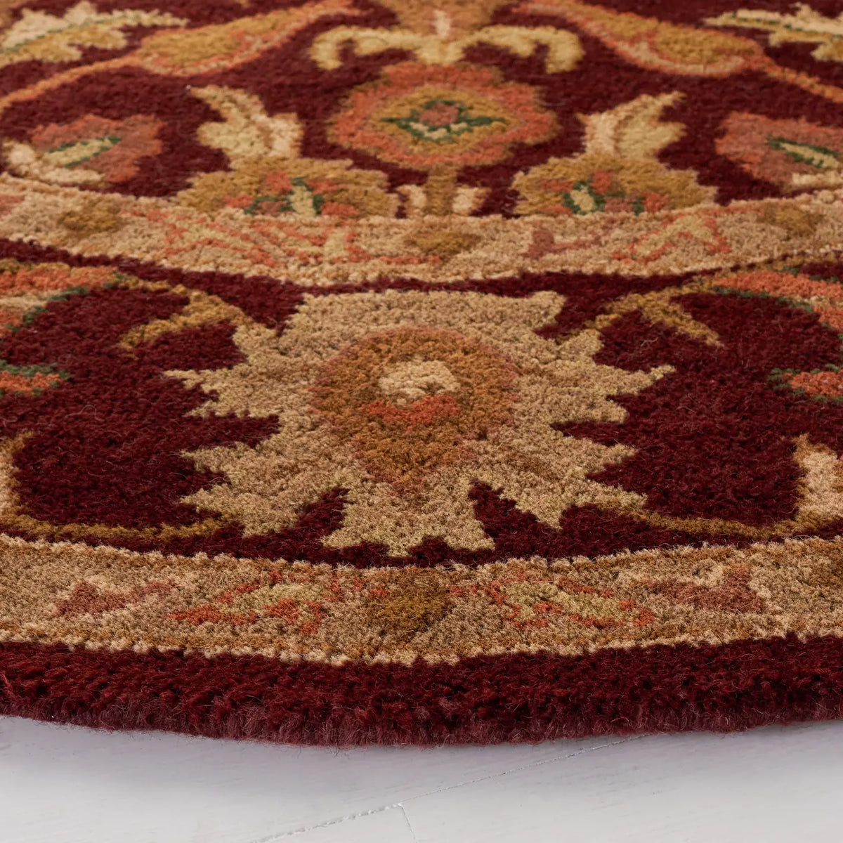 Safavieh Antiquity 6'-0" x 6'-0" Rug in Wine / Gold